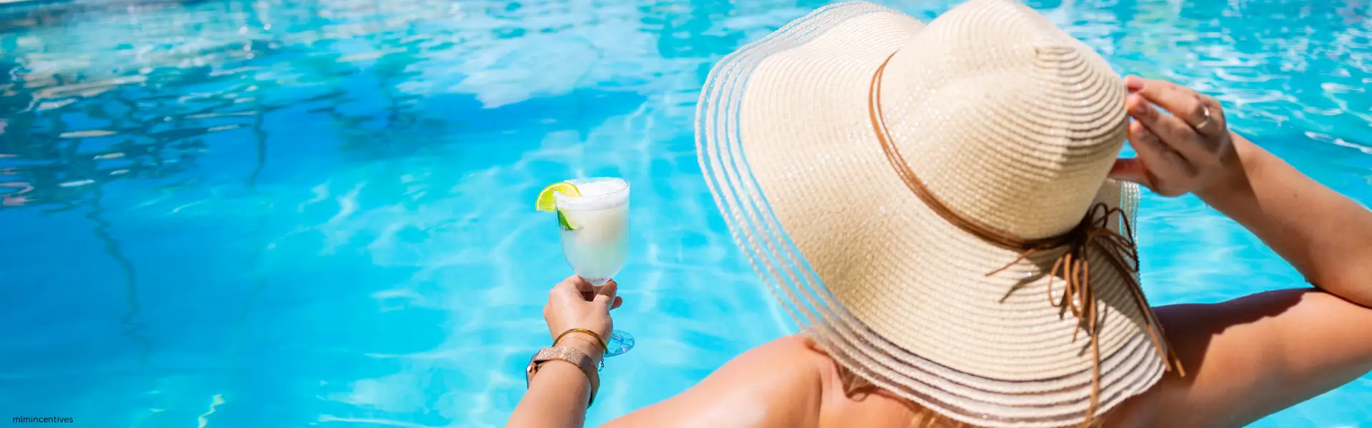 Relaxing hotel pool